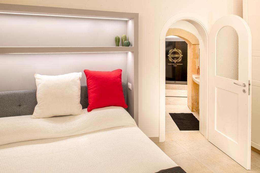 Esperia Luxury Suite & Apartment Noto Extérieur photo